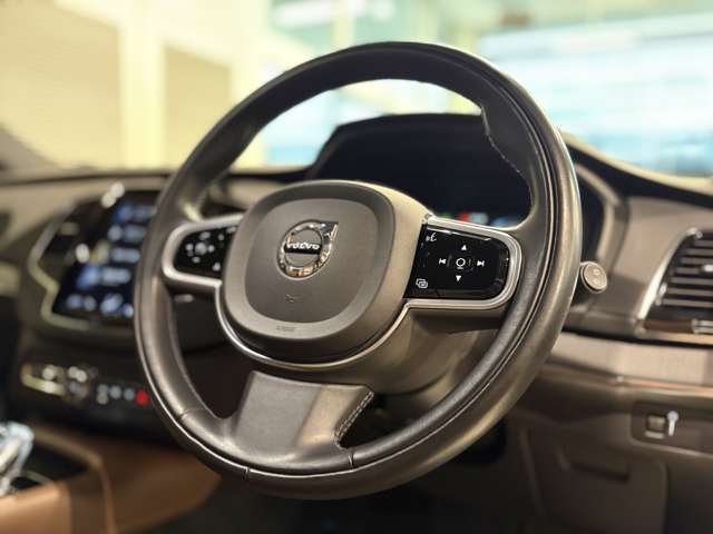 Volvo XC90 12