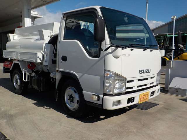 Isuzu Elf 7