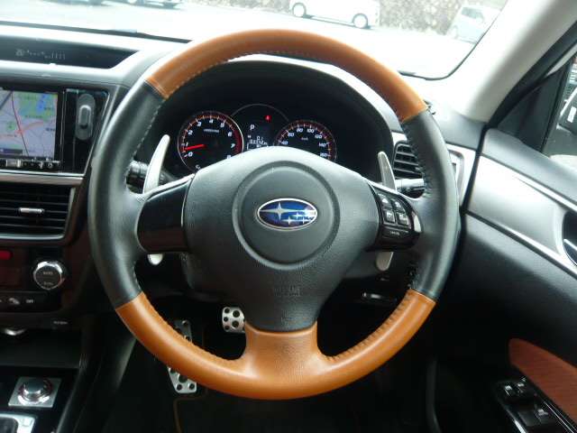 Subaru Exiga Crossover7 12