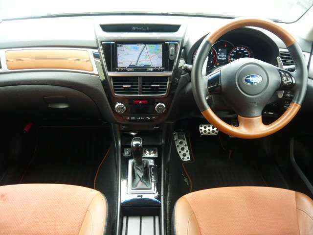 Subaru Exiga Crossover7 5
