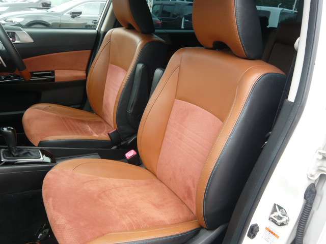 Subaru Exiga Crossover7 6