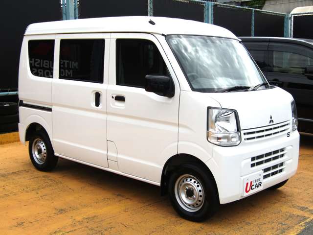 Mitsubishi Minicab Van 4