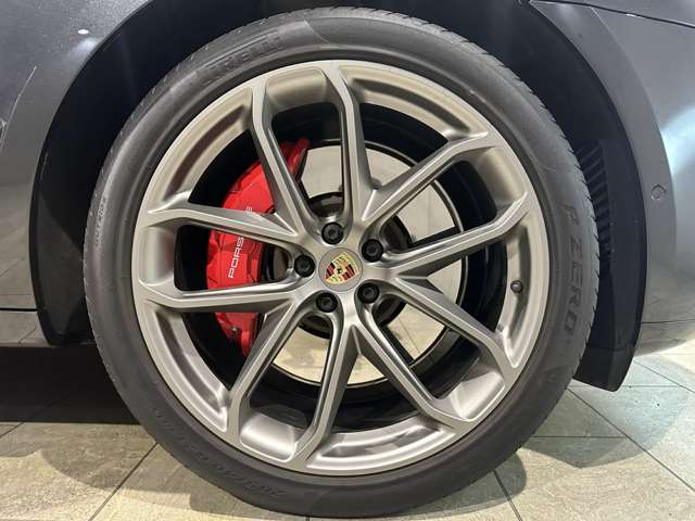 Porsche Macan 9