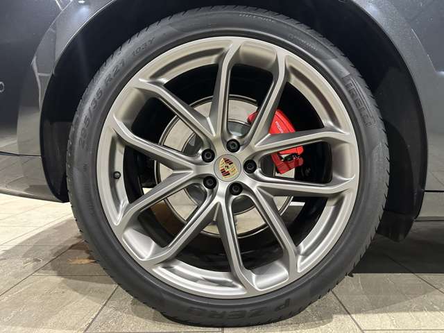 Porsche Macan 10