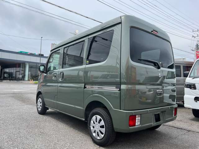 Suzuki Every 8