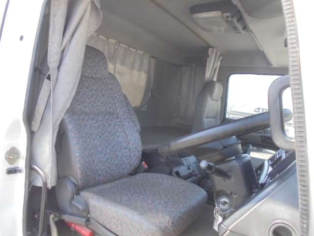 Isuzu Giga 11