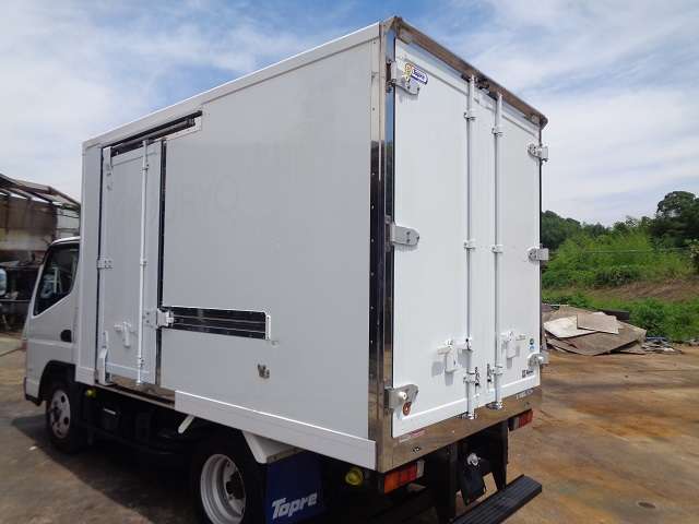Mitsubishi Fuso Canter 4