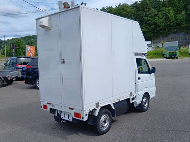 Suzuki Carry 5