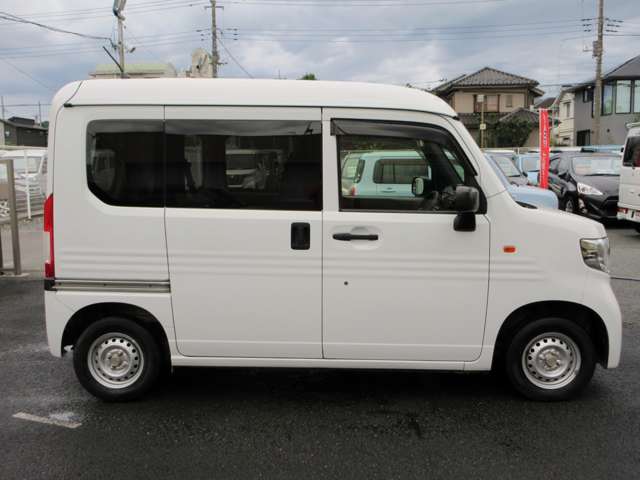 Honda N-VAN 8