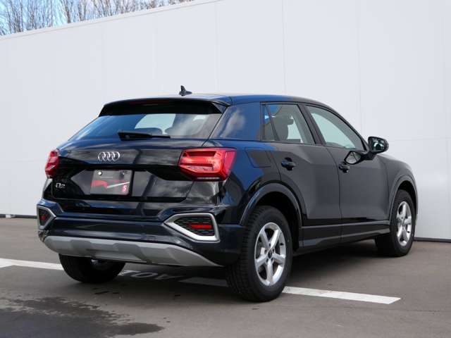 Audi Q2 4