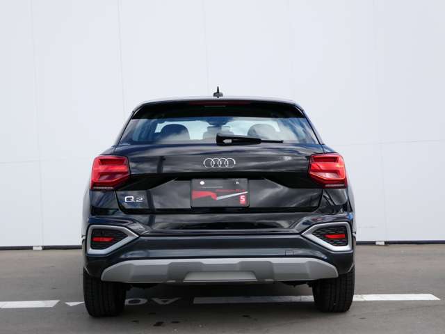 Audi Q2 5