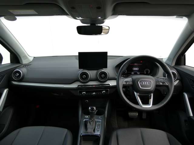 Audi Q2 6