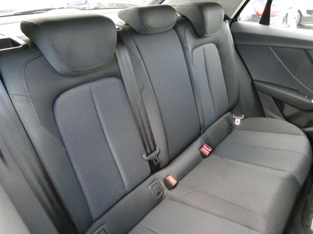 Audi Q2 9