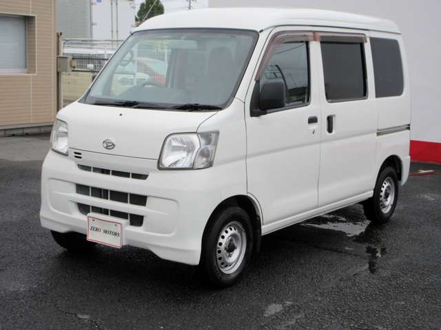 Daihatsu Hijet Cargo 10