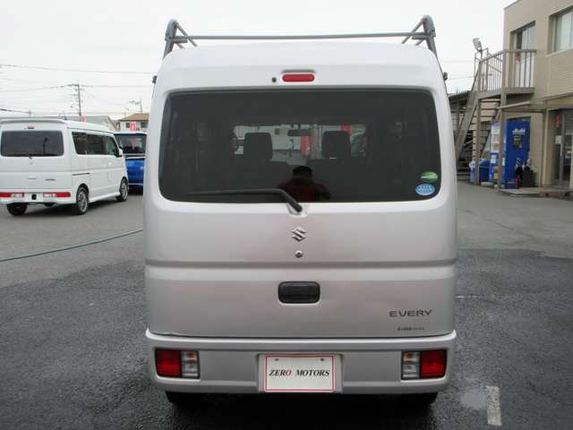 Suzuki Every 11