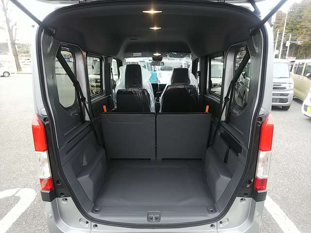 Honda N-VAN 12