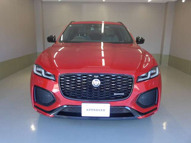 Jaguar F-Pace 7