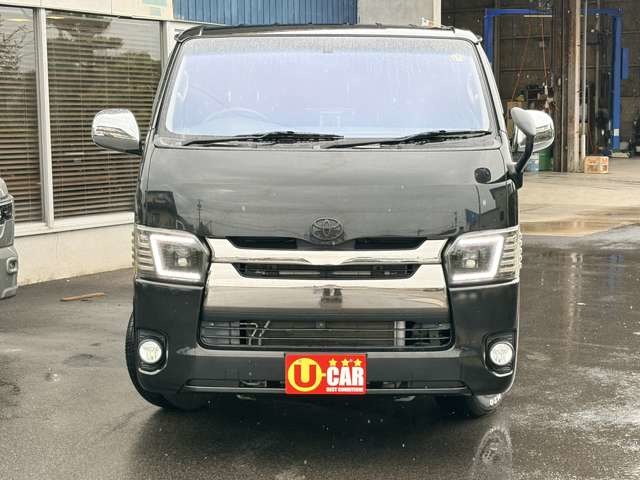 Toyota Hiace Van 2