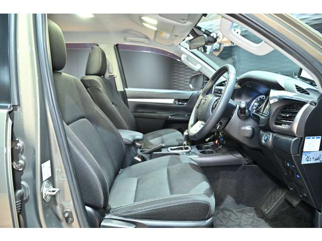 Toyota Hilux 12