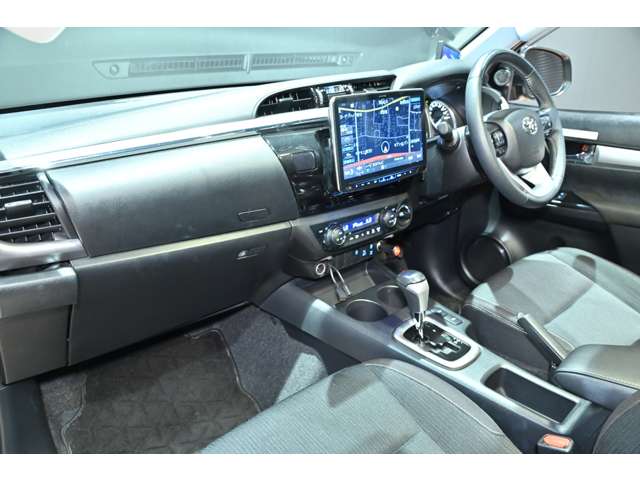 Toyota Hilux 9