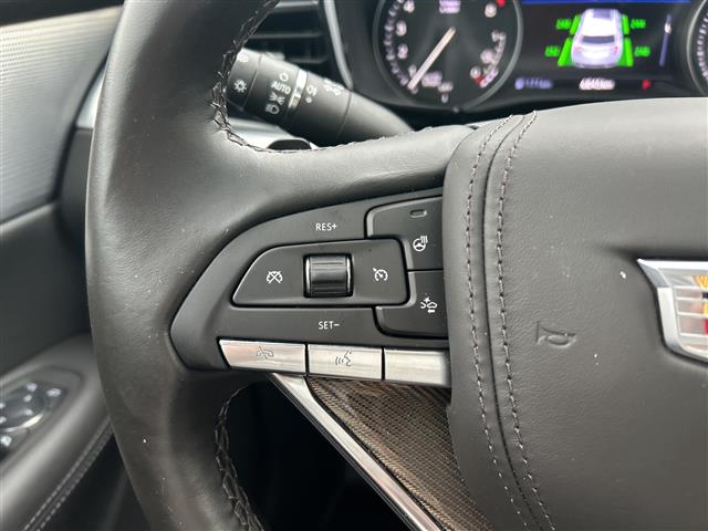Cadillac XT6 12