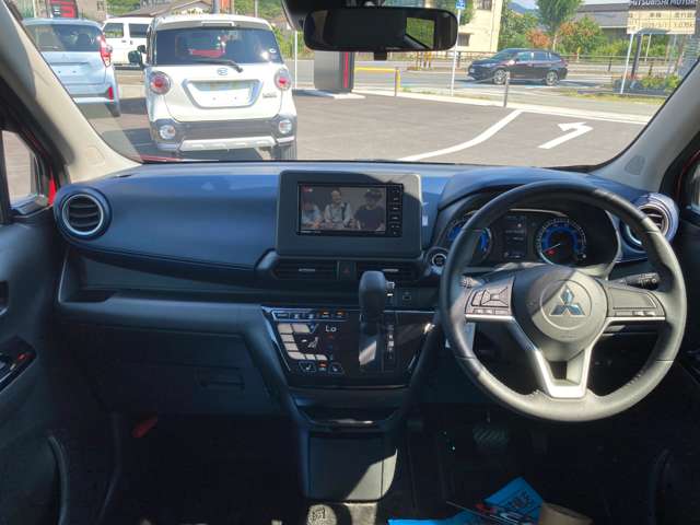 Mitsubishi eK X 9