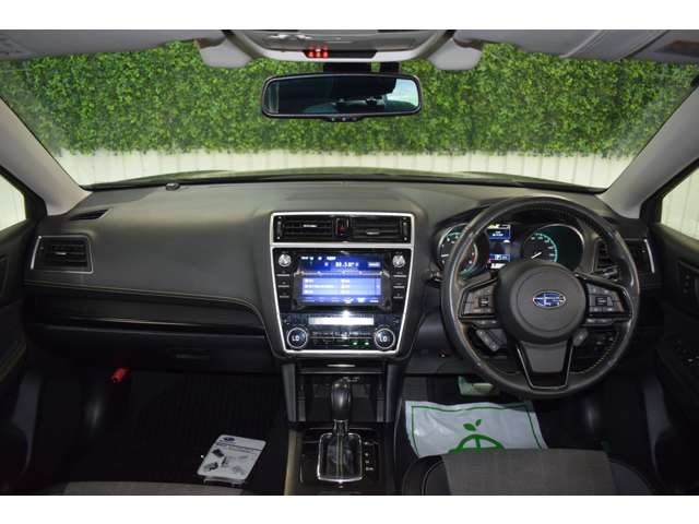 Subaru Legacy Outback 5