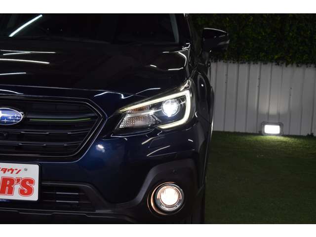 Subaru Legacy Outback 8