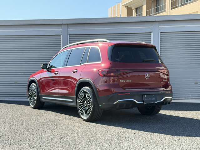 Mercedes-Benz EQB 7