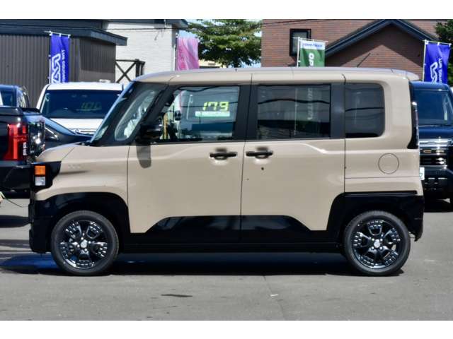 Mitsubishi Delica Mini 10
