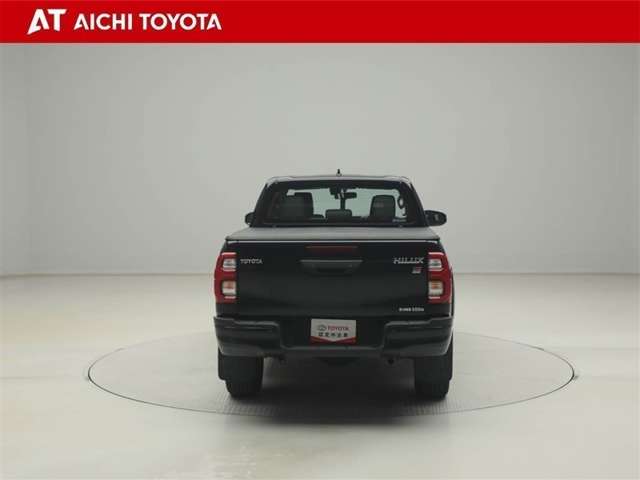 Toyota Hilux 5