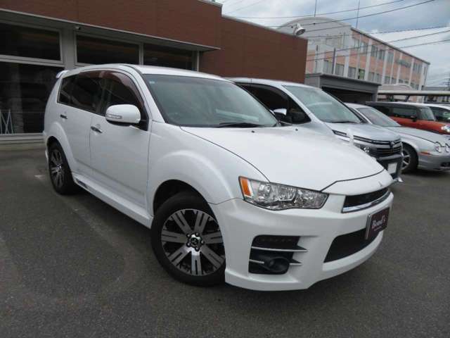 Mitsubishi Outlander 3