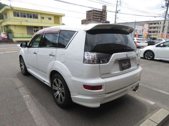 Mitsubishi Outlander 8