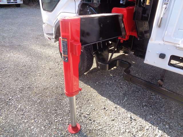 Mitsubishi Fuso Fighter 8
