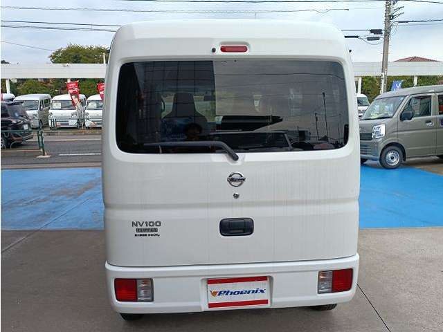 Nissan NV100 Clipper 11
