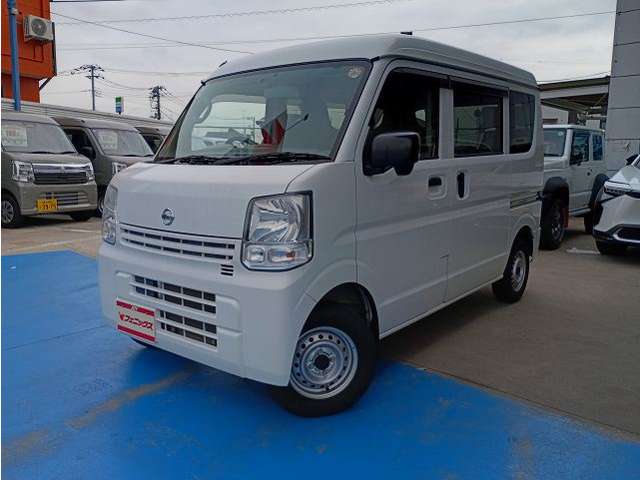 Nissan NV100 Clipper 2