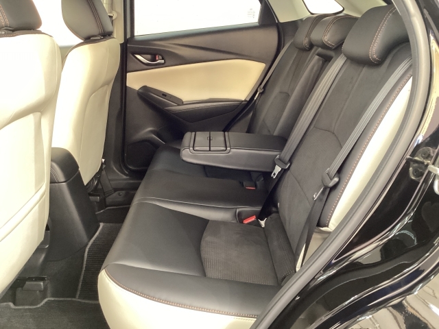 Mazda CX-3 11