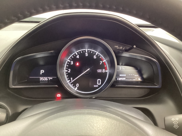 Mazda CX-3 4
