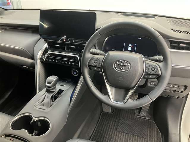 Toyota Harrier 5