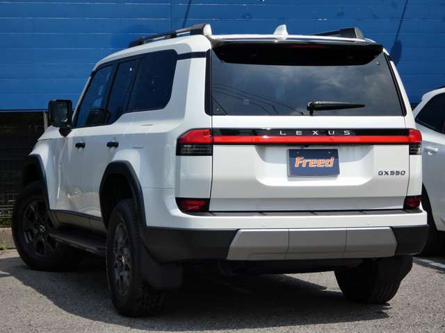 Lexus GX 12