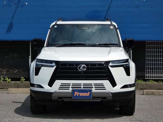 Lexus GX 4