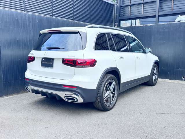 Mercedes-Benz GLB 4