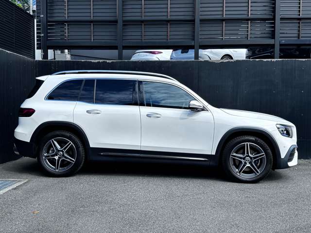 Mercedes-Benz GLB 7