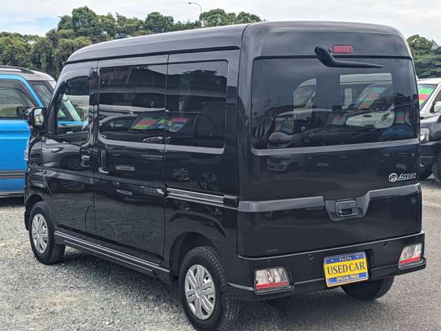 Daihatsu Atrai 8