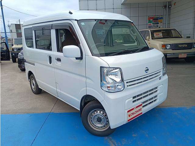 Nissan NV100 Clipper 5