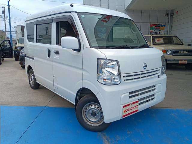 Nissan NV100 Clipper 6