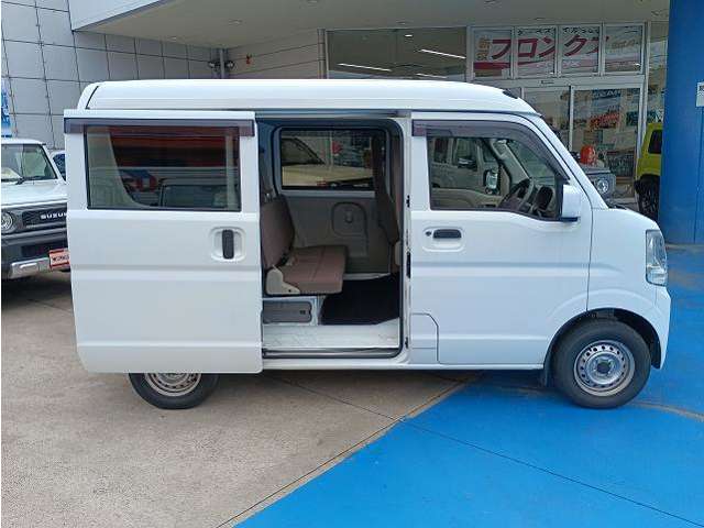 Nissan NV100 Clipper 8