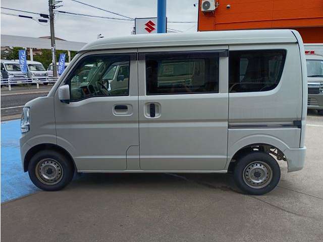 Nissan NV100 Clipper 9