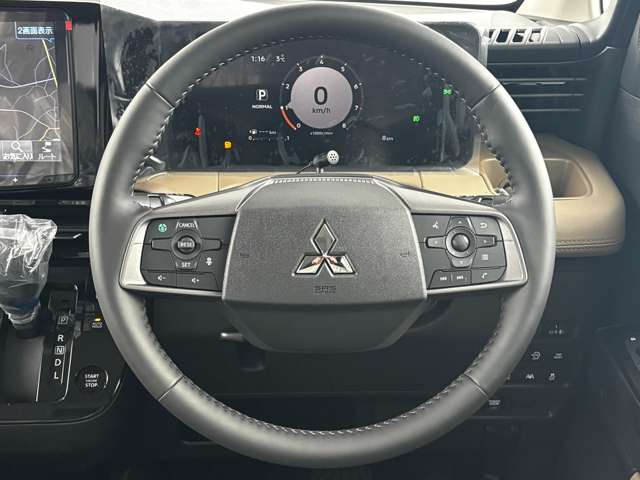 Mitsubishi Delica Mini 11