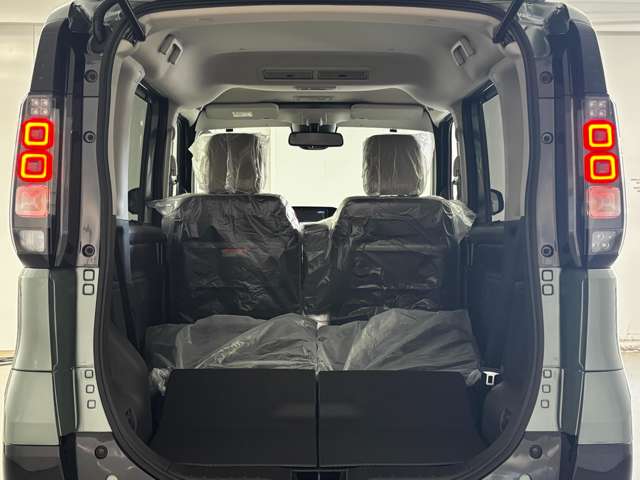 Mitsubishi Delica Mini 7